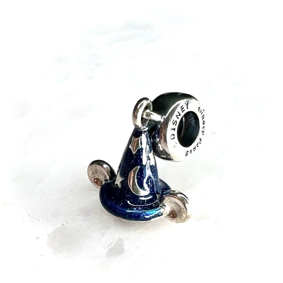 Pandora x Iconic Mickey Fantasia✨Sorcerer's Hat Charm, exclusive Parks item - Picture 5 of 11